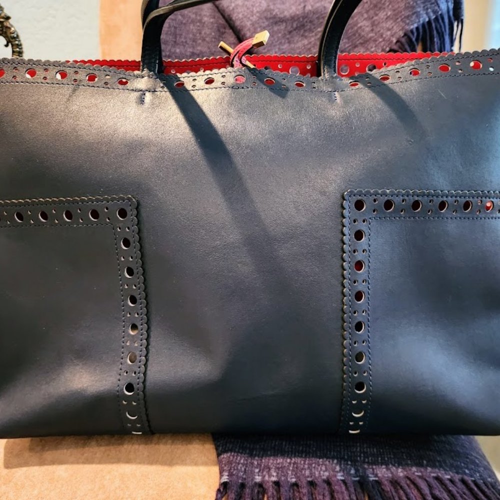 Tory Burch Leather Block T Brogue Tote - Picture 4 of 14